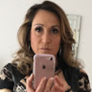 Meet your Posher, Debra